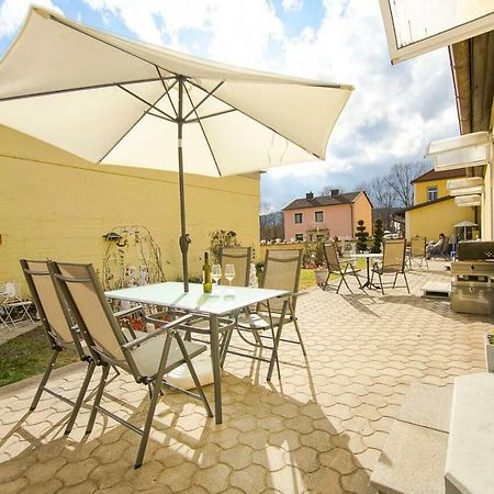 Ferienwohnung AusZeit Leoben 1 mit Terasse und gratis Parkplatz Exterior foto