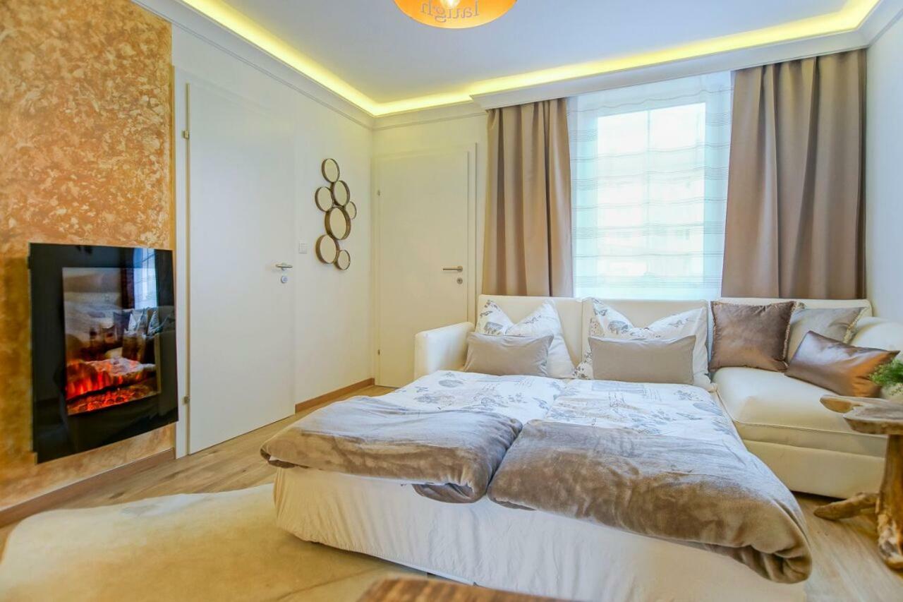 Ferienwohnung AusZeit Leoben 1 mit Terasse und gratis Parkplatz Exterior foto
