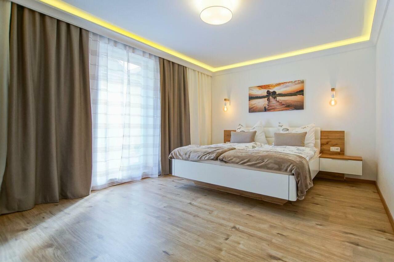 Ferienwohnung AusZeit Leoben 1 mit Terasse und gratis Parkplatz Exterior foto