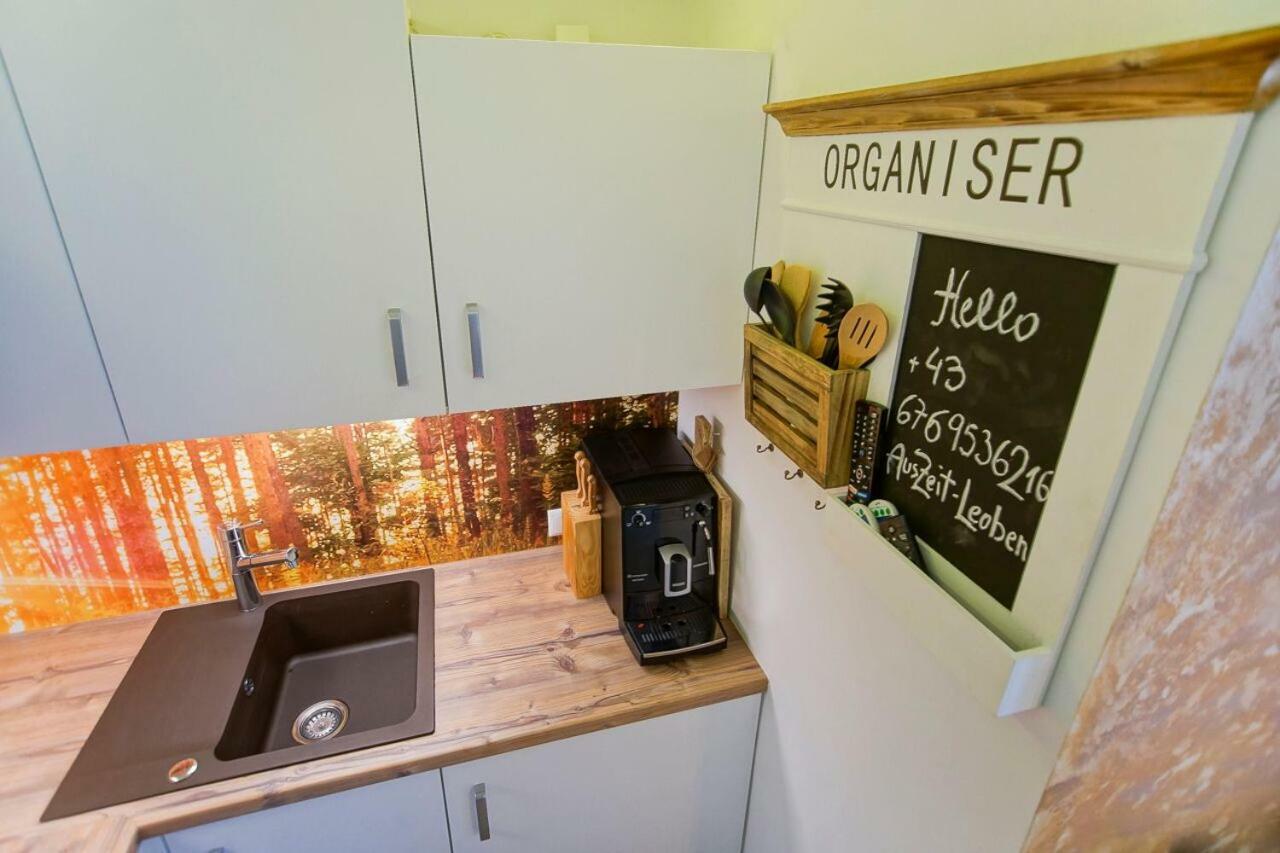 Ferienwohnung AusZeit Leoben 1 mit Terasse und gratis Parkplatz Exterior foto